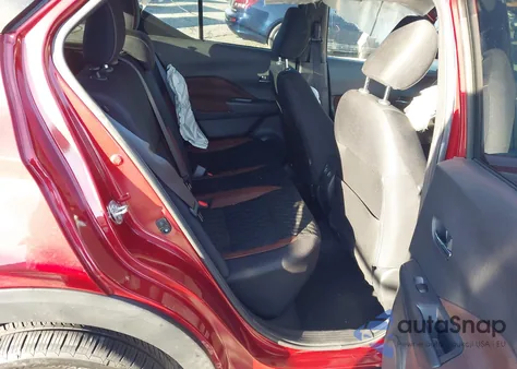 2022 Nissan Kicks Sr Xtronic Cvt из США, поврежденный, VIN 3N1CP5DV0NL478749